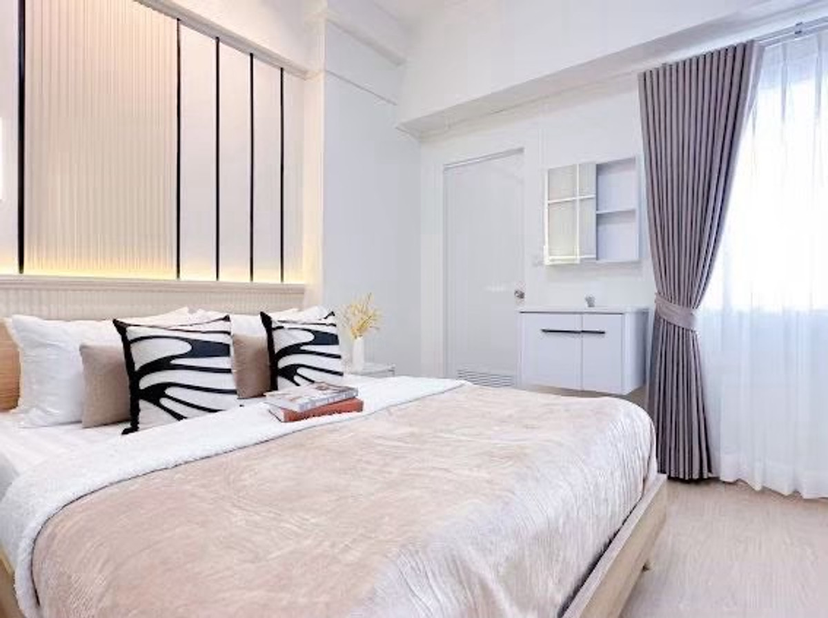 For SaleCondoSeri Thai, Ramkhamhaeng Nida : 🔥 Condo near the BTS The installment is cheaper than the rent! ✅ 3 minutes to Lam Sali intersection, beautiful room, newly decorated, ready to move in 🎉