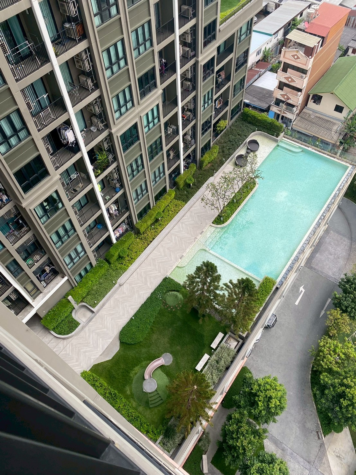 ให้เช่าคอนโดท่าพระ ตลาดพลู วุฒากาศ : ให้เช่า 11,500 ( สตูดิโอ ) *รหัส PS140292( ศุภาลัย ไลท์ ท่าพระ-วงเวียนใหญ่ ) !! ใกล้สถานีรถไฟฟ้าแยกท่าพระ * โบ๊ท 088-398-3835