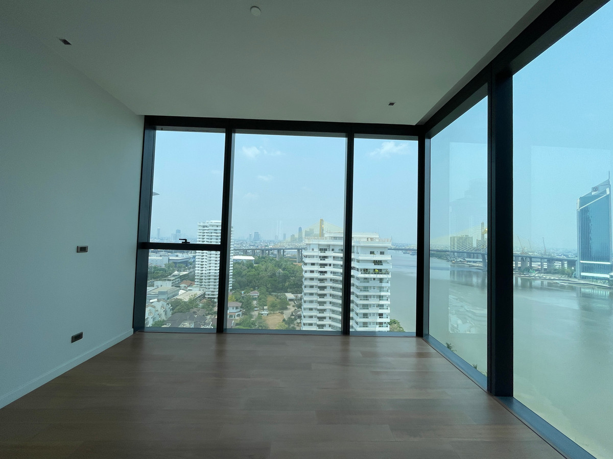 ขายคอนโดพระราม 3 สาธุประดิษฐ์ : ายคอนโดริมน้ำสุดหรู CANAPAYA RESIDENCES (คณาพญา เรสซิเดนซ์) 2 ห้องนอน 2 ห้องน้ำ  สัมผัสประสบการณ์การใช้ชีวิตเหนือระดับบนโค้งน้ำเจ้าพระยาที่สวยที่สุด พร้อมให้คุณเป็นเจ้าของยูนิตพิเศษในราคาโปรโมชั่น