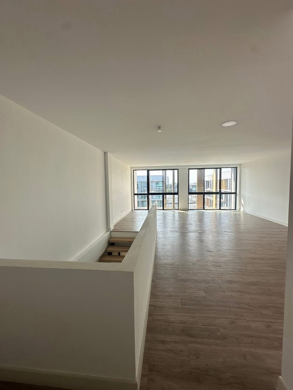 ให้เช่าโฮมออฟฟิศเกษตร นวมินทร์ ลาดปลาเค้า : ให้เช่า โฮมออฟฟิศ เนอวาน่า แอท เวิร์ค เกษตร-นวมินทร์ (ประเสริฐมนูกิจ) 