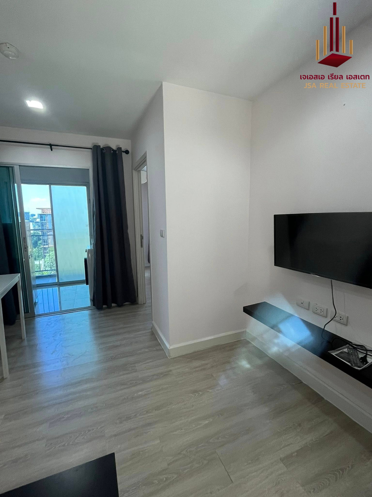 For SaleCondoKasetsart, Ratchayothin : ✨ For Sale: Metro Luxe Kaset Condo ✨ 💰 Only 2,300,000 THB