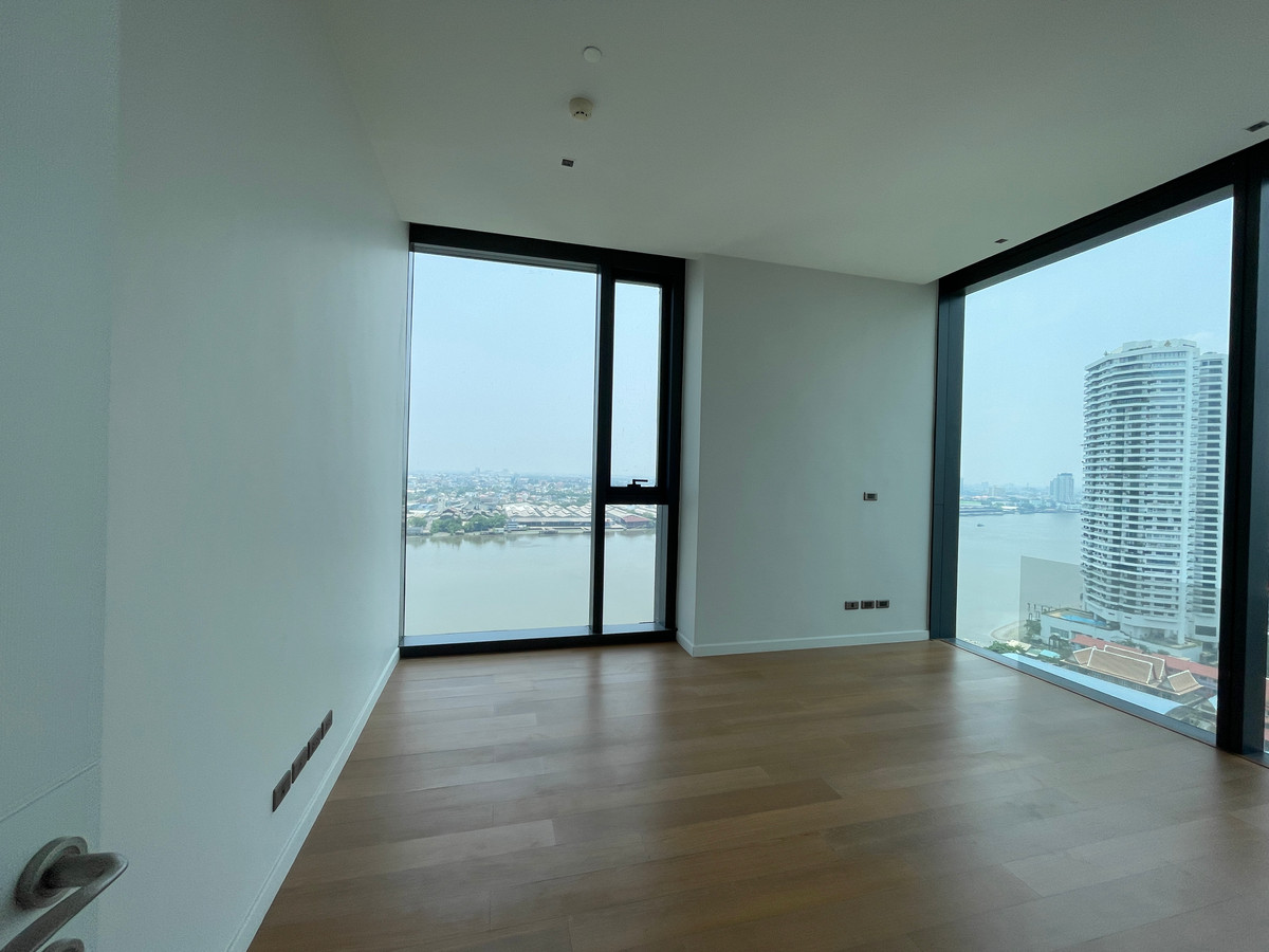 ขายคอนโดพระราม 3 สาธุประดิษฐ์ : ายคอนโดริมน้ำสุดหรู CANAPAYA RESIDENCES (คณาพญา เรสซิเดนซ์) 2 ห้องนอน 2 ห้องน้ำ  สัมผัสประสบการณ์การใช้ชีวิตเหนือระดับบนโค้งน้ำเจ้าพระยาที่สวยที่สุด พร้อมให้คุณเป็นเจ้าของยูนิตพิเศษในราคาโปรโมชั่น