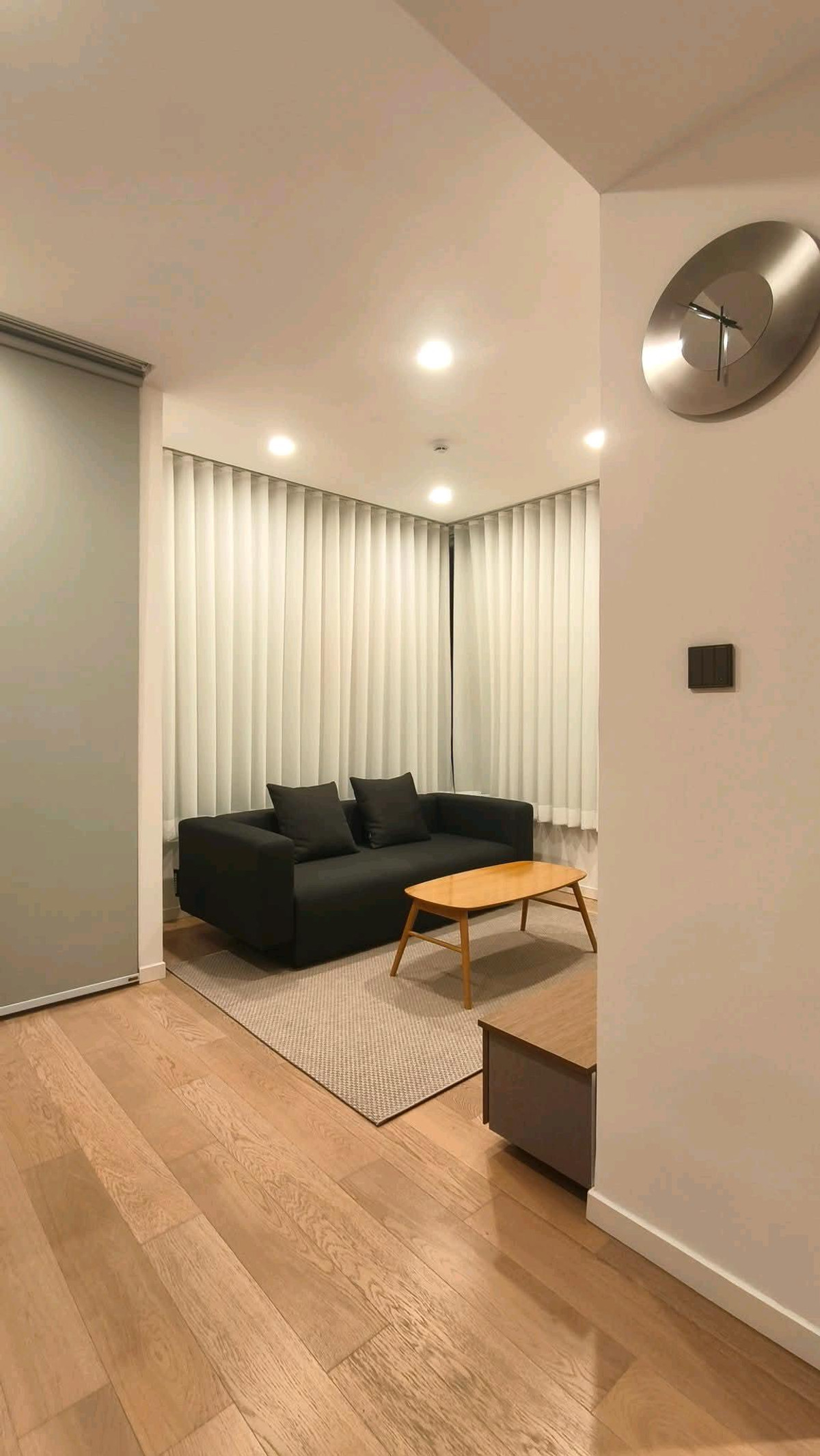 For RentCondoSukhumvit, Asoke, Thonglor : 💫 Low Rise Condo, high privacy in the heart of Ekamai.