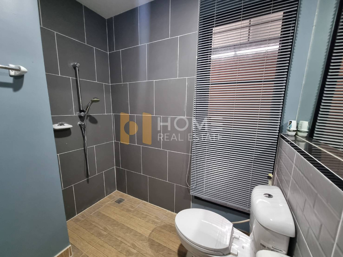 ขายบ้านพระราม 5 ราชพฤกษ์ บางกรวย : รีโนเวทใหม่ทั้งหลัง บ้านไม่ร้อน 🌳 คาซ่า วิลล์ ปิ่นเกล้า - ศรีรัช / 4 ห้องนอน (ขาย), Casa Ville Pinklao - Srirat / Detached House 4 Bedrooms (FOR SALE) AOM024