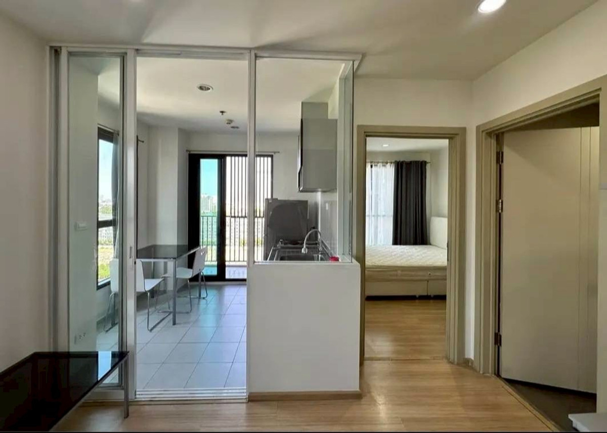 For RentCondoRama9, Petchburi, RCA : For rent, The Base Ramkhamhaeng-Rama 9, corner room.