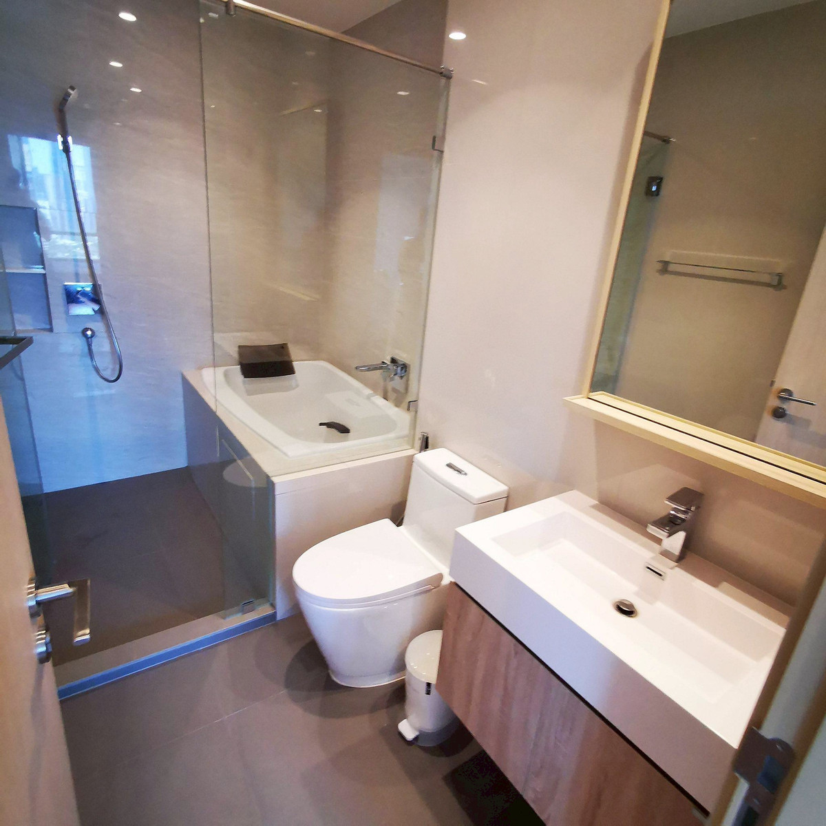 For RentCondoSukhumvit, Asoke, Thonglor : 🍓🦀Maru Ekkamai 2🦀🍓 2 Bed 2 Bath, Rental 60,000 Baht