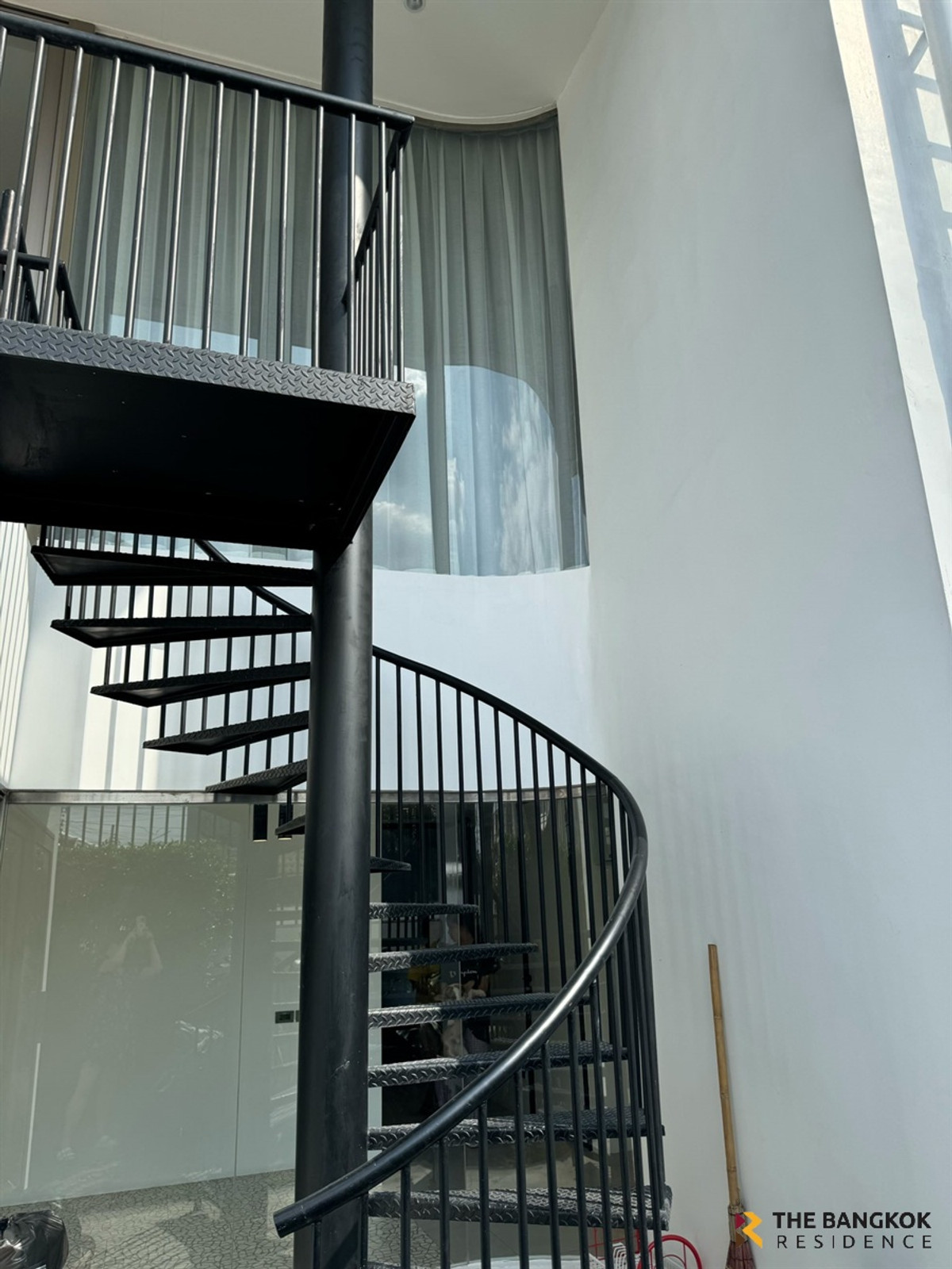 ให้เช่าทาวน์โฮมลาดพร้าว เซ็นทรัลลาดพร้าว :  Luxe 35 🏡 ทาวน์โฮม พร้อมลิฟต์ส่วนตัว ฟังก์ชันครบ  รัชดา-ลาดพร้าว  