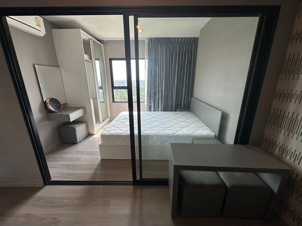 For RentCondoThaphra, Talat Phlu, Wutthakat : 🛑 9,000/mo #Accepting reservations #Ready to move in around 6 January 2026 #Current tenant moves out 30/12/68 #Make an appointment to view on 31/12/68 onwards. #Price has been reduced #No haggling