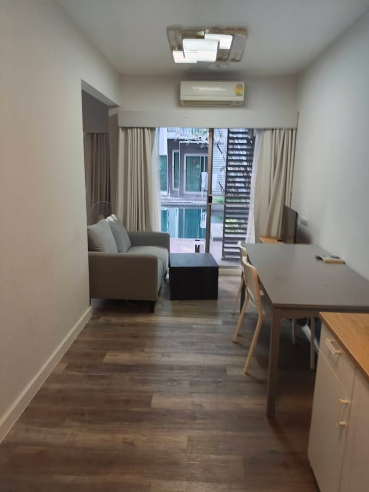 ให้เช่าคอนโดรัชดา ห้วยขวาง : 🔥🔥🔥 ให้เช่า คอนโด A Space Play รัชดา – สุทธิสาร 🔥🔥🔥  📍ขนาด 33 ตร.ม. | 1 ห้องนอน 1 ห้องน้ำ 1 ห้องนั่งเล่น 📍 ชั้น 1 ตึก B ใกล้ MRT สุทธิสาร 1 กม. ✨