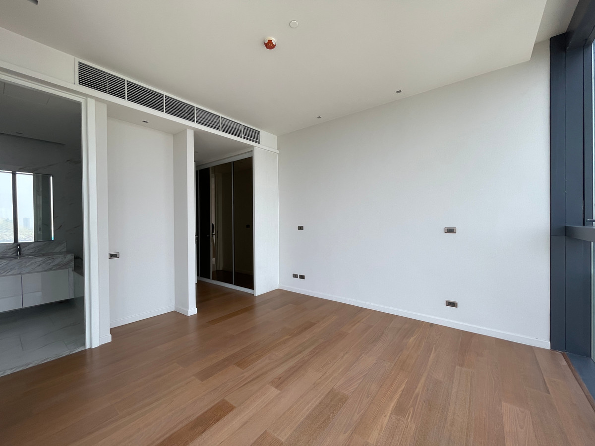 ขายคอนโดพระราม 3 สาธุประดิษฐ์ : ายคอนโดริมน้ำสุดหรู CANAPAYA RESIDENCES (คณาพญา เรสซิเดนซ์) 2 ห้องนอน 2 ห้องน้ำ  สัมผัสประสบการณ์การใช้ชีวิตเหนือระดับบนโค้งน้ำเจ้าพระยาที่สวยที่สุด พร้อมให้คุณเป็นเจ้าของยูนิตพิเศษในราคาโปรโมชั่น