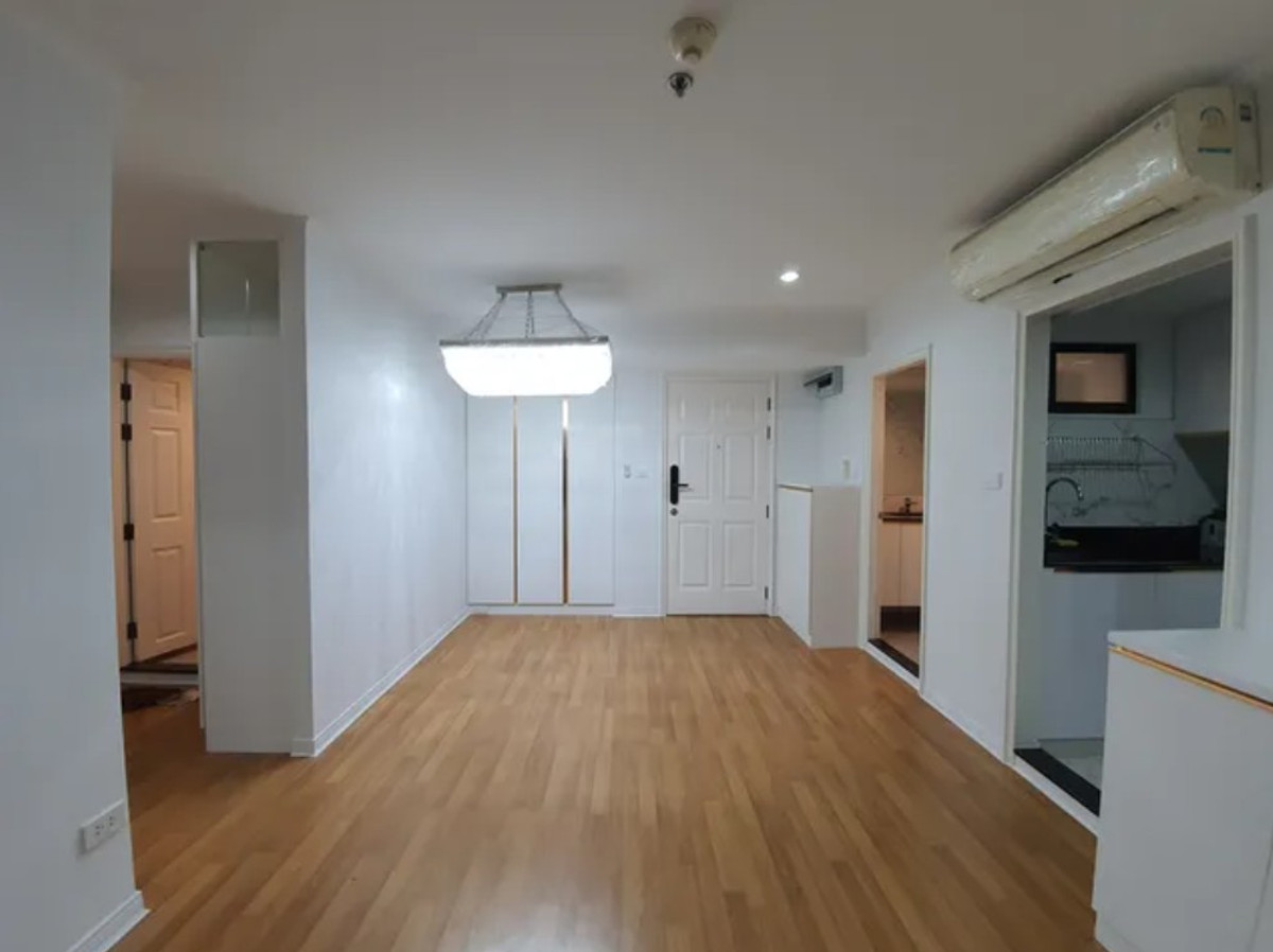 For SaleCondoSapankwai,Jatujak : 2 bedrooms, corner room, best price!!⭐Lumpini Place Phahol - Sapankhwai (Lumpini Place Phahol - Saphan Khwai)