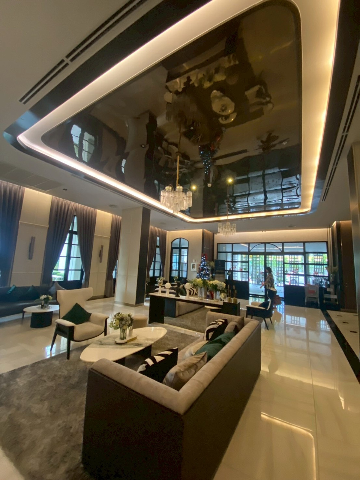 ให้เช่าคอนโดท่าพระ ตลาดพลู วุฒากาศ : ให้เช่า 11,500 ( สตูดิโอ ) *รหัส PS140292( ศุภาลัย ไลท์ ท่าพระ-วงเวียนใหญ่ ) !! ใกล้สถานีรถไฟฟ้าแยกท่าพระ * โบ๊ท 088-398-3835