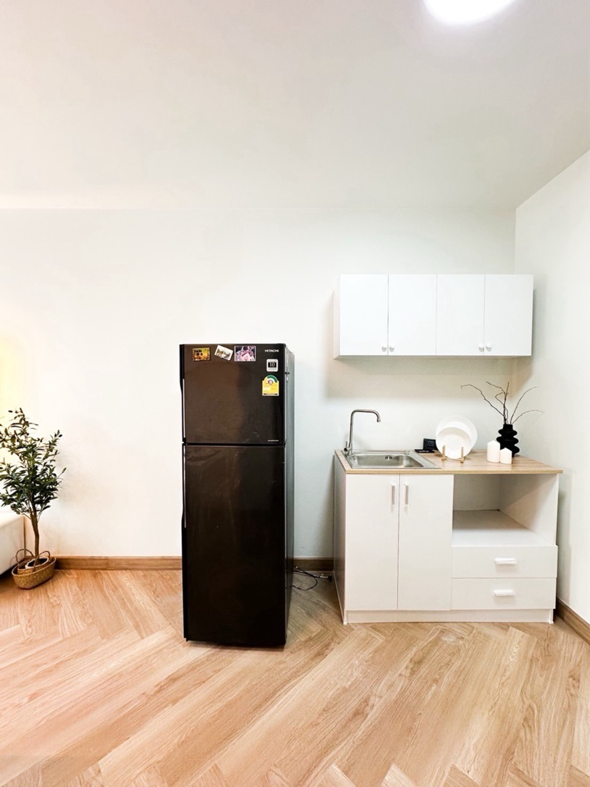 For SaleCondoRama9, Petchburi, RCA : Urgent Sale 🔥 A Space Asoke - Ratchada 🔥 Beautifully decorated and fully furnished. Near MRT Rama 9.