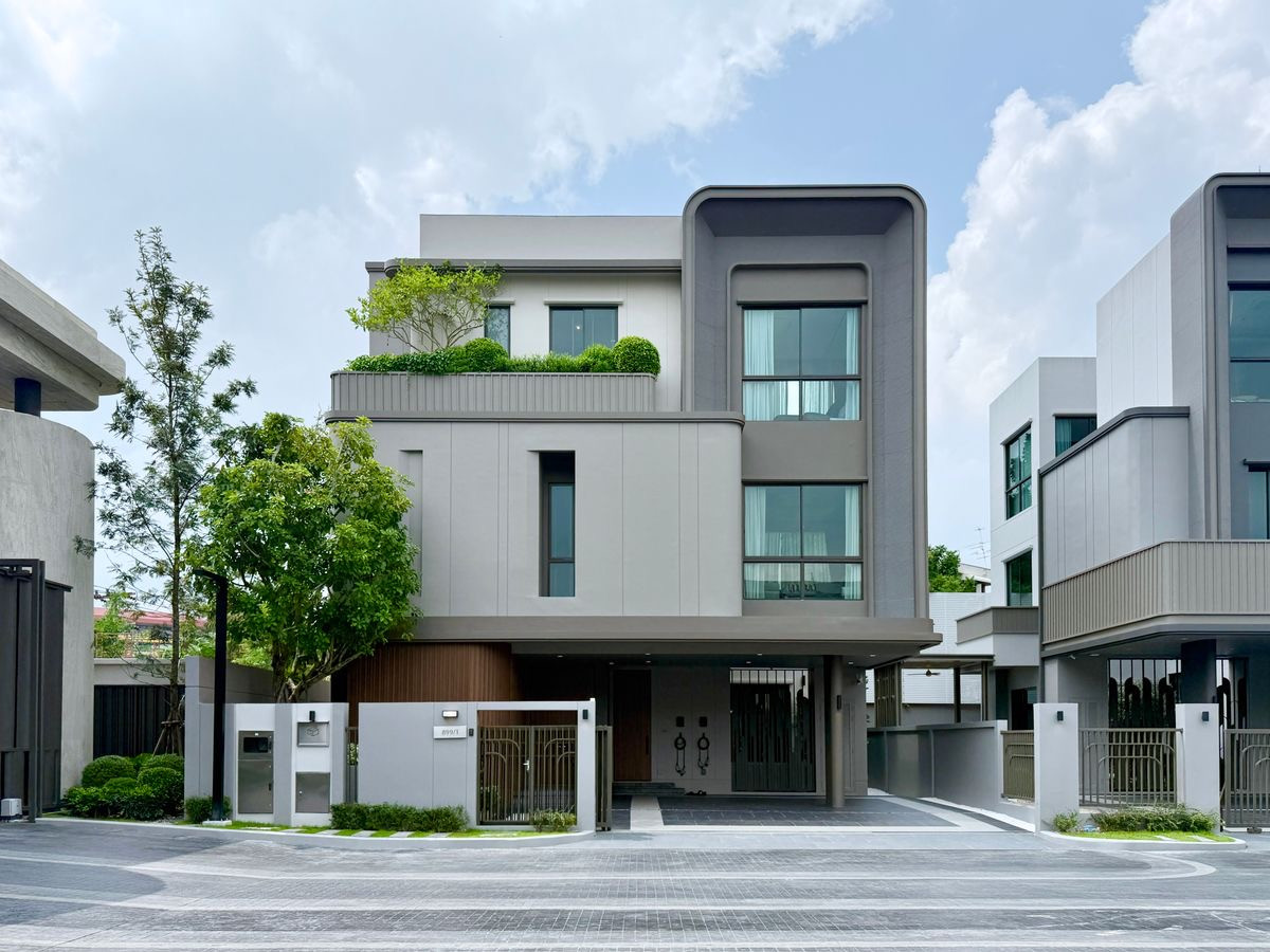 For SaleHouseChaengwatana, Muangthong : 👑 A legendary secret deal with an 11-million THB discount‼️ Exclusive to only 38 families, in the Don Mueang–Chaeng Watthana location