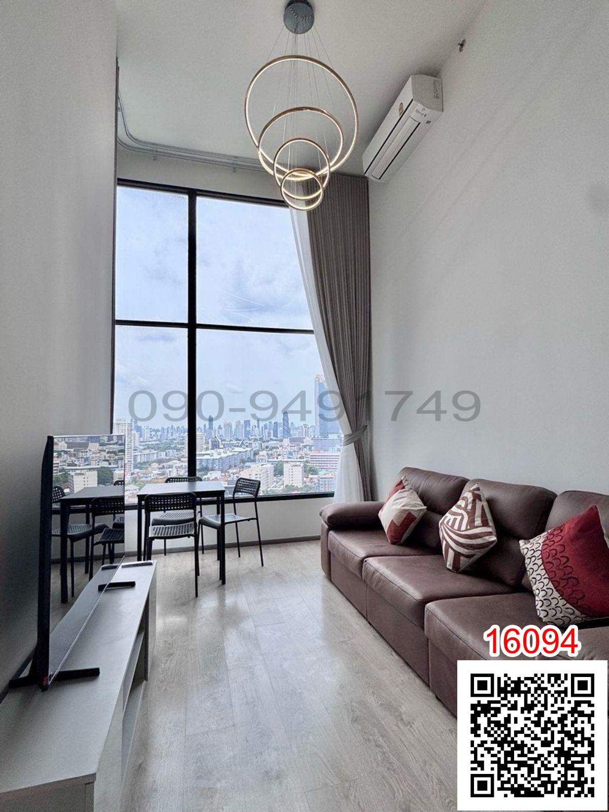 ให้เช่าคอนโดรัชดา ห้วยขวาง : เช่า คอนโด โซโห​ แบงค็อก​ รัชดา ห้องใหม่ Duplex เพดานสูง 4 เมตร ชั้น 17 วิวสวย ใกล้ MRT ห้วยขวาง