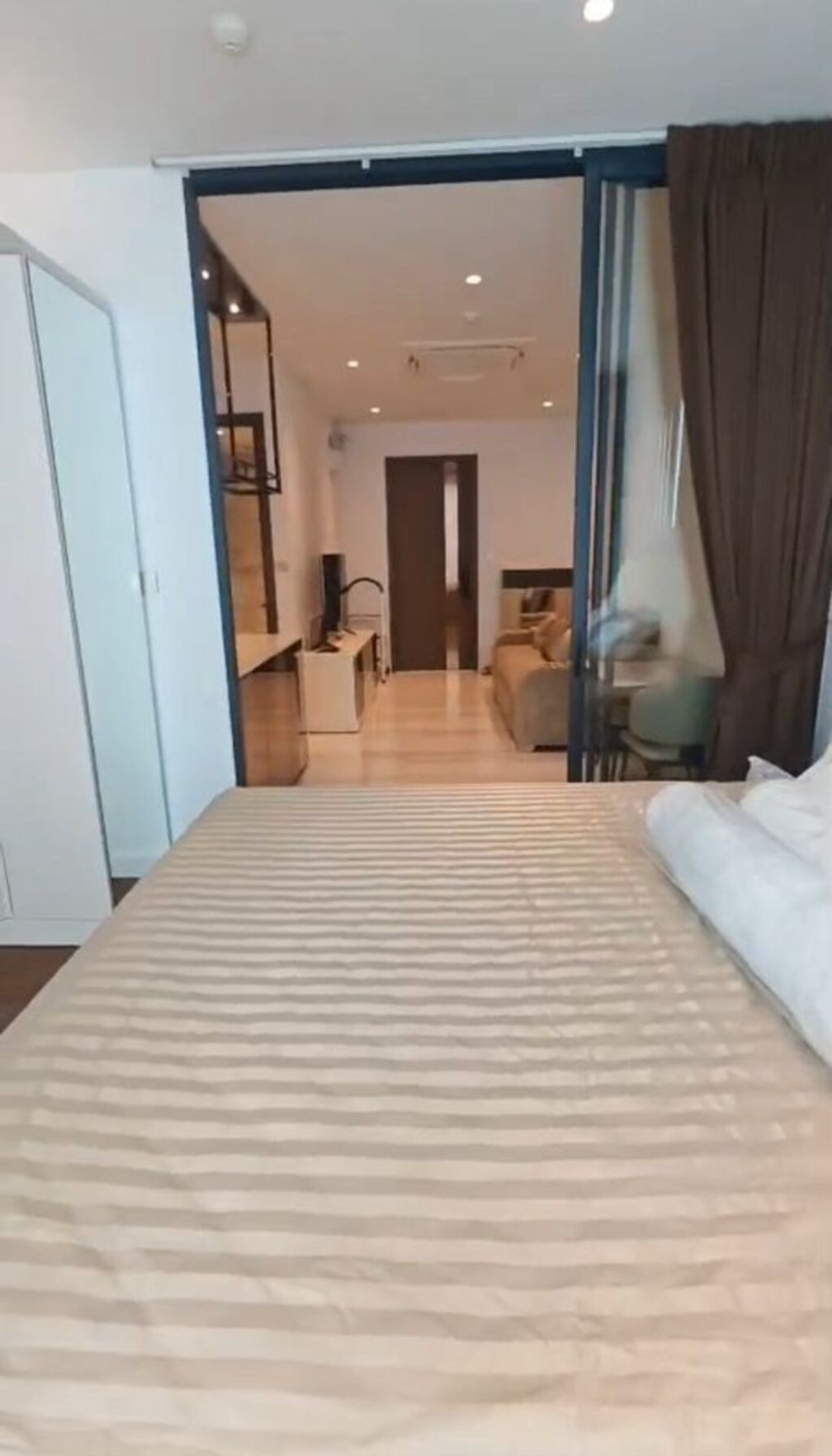 For RentCondoSathorn, Narathiwat : For Rent Supalai Icon Sathorn Unit 63/142 (No pets allowed)