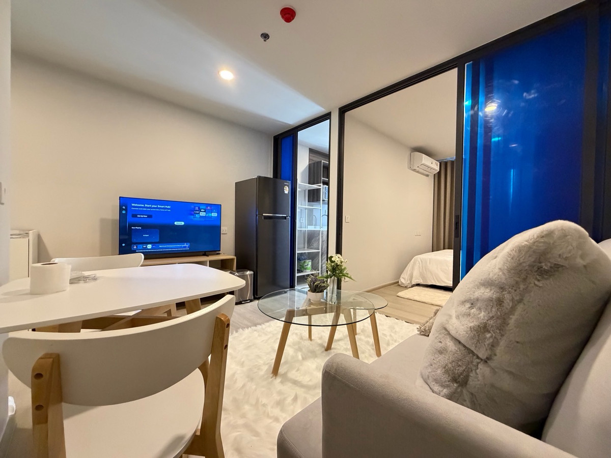 For RentCondoOnnut, Udomsuk : ♥️🩶New condo, new room, first stay, Aspire On Nut Station, next to BTS On Nut, near Lotus On Nut, good location next to Sukhumvit Road, convenient travel, easy to find food.