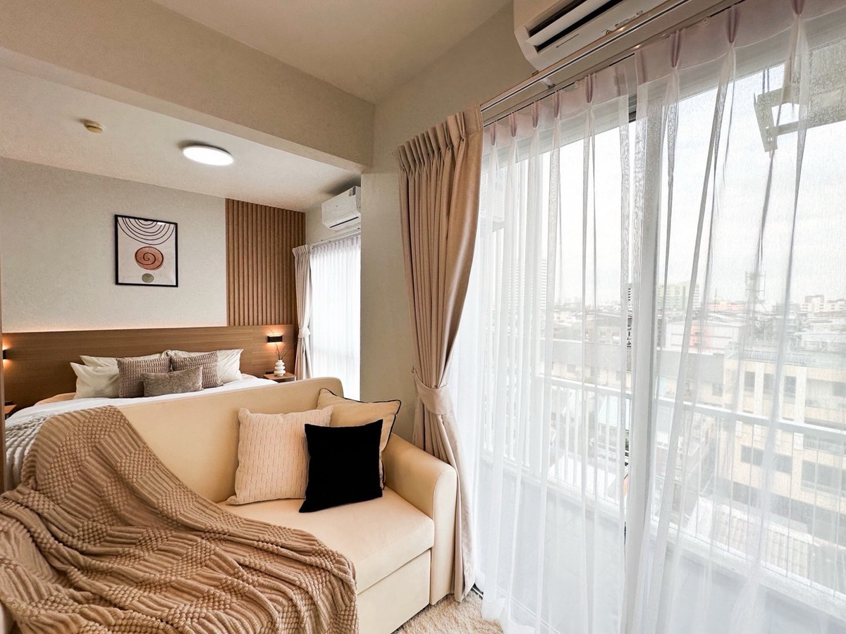 For SaleCondoRama9, Petchburi, RCA : Urgent Sale 🔥 A Space Asoke - Ratchada 🔥 Beautifully decorated and fully furnished. Near MRT Rama 9.