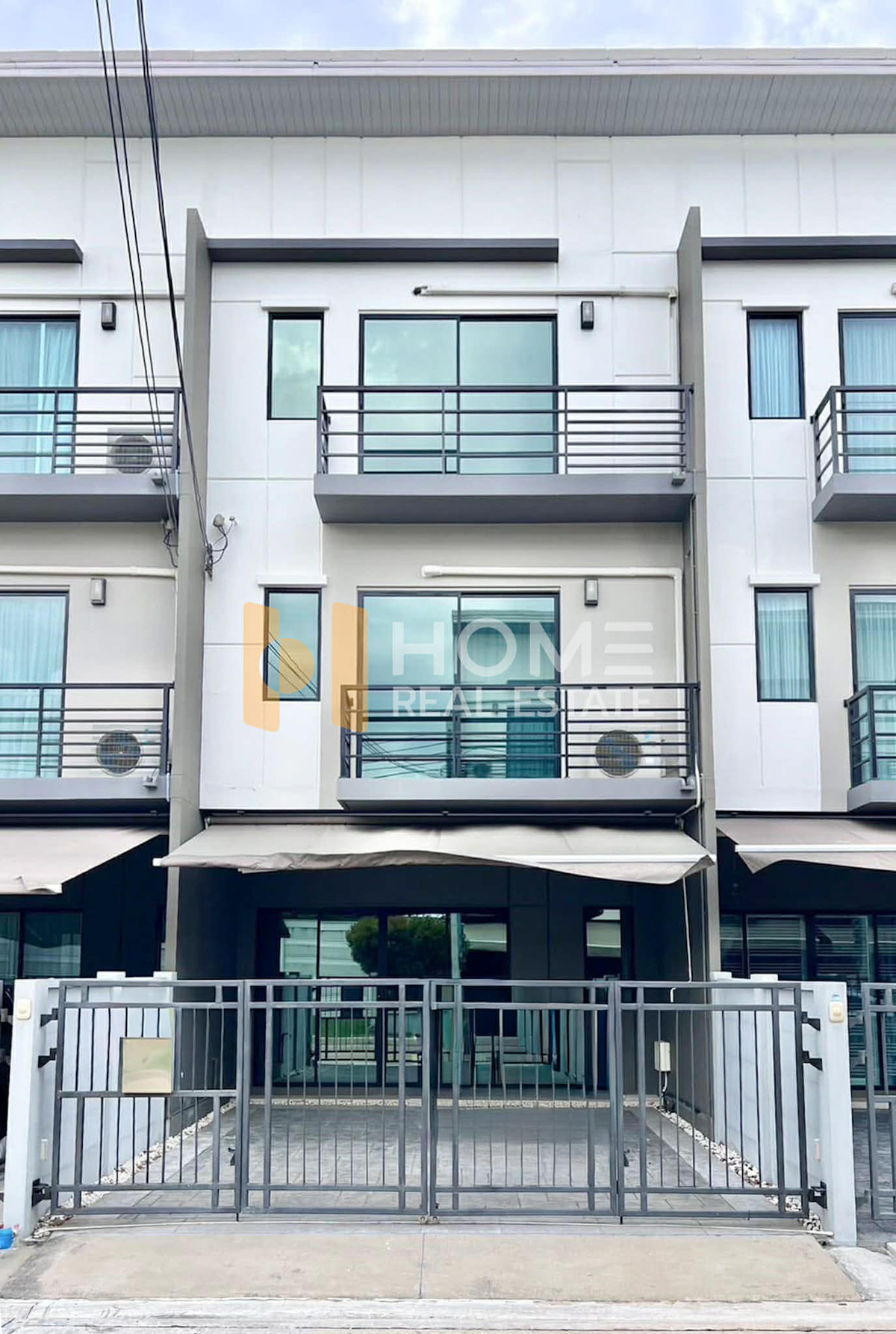 ขายทาวน์โฮมปิ่นเกล้า จรัญสนิทวงศ์ : บ้านกลางเมือง ปิ่นเกล้า - จรัญ / 3 ห้องนอน (ขาย), Baan Klang Muang Pinklao - Charan / 3 Bedrooms (FOR SALE) BALL214