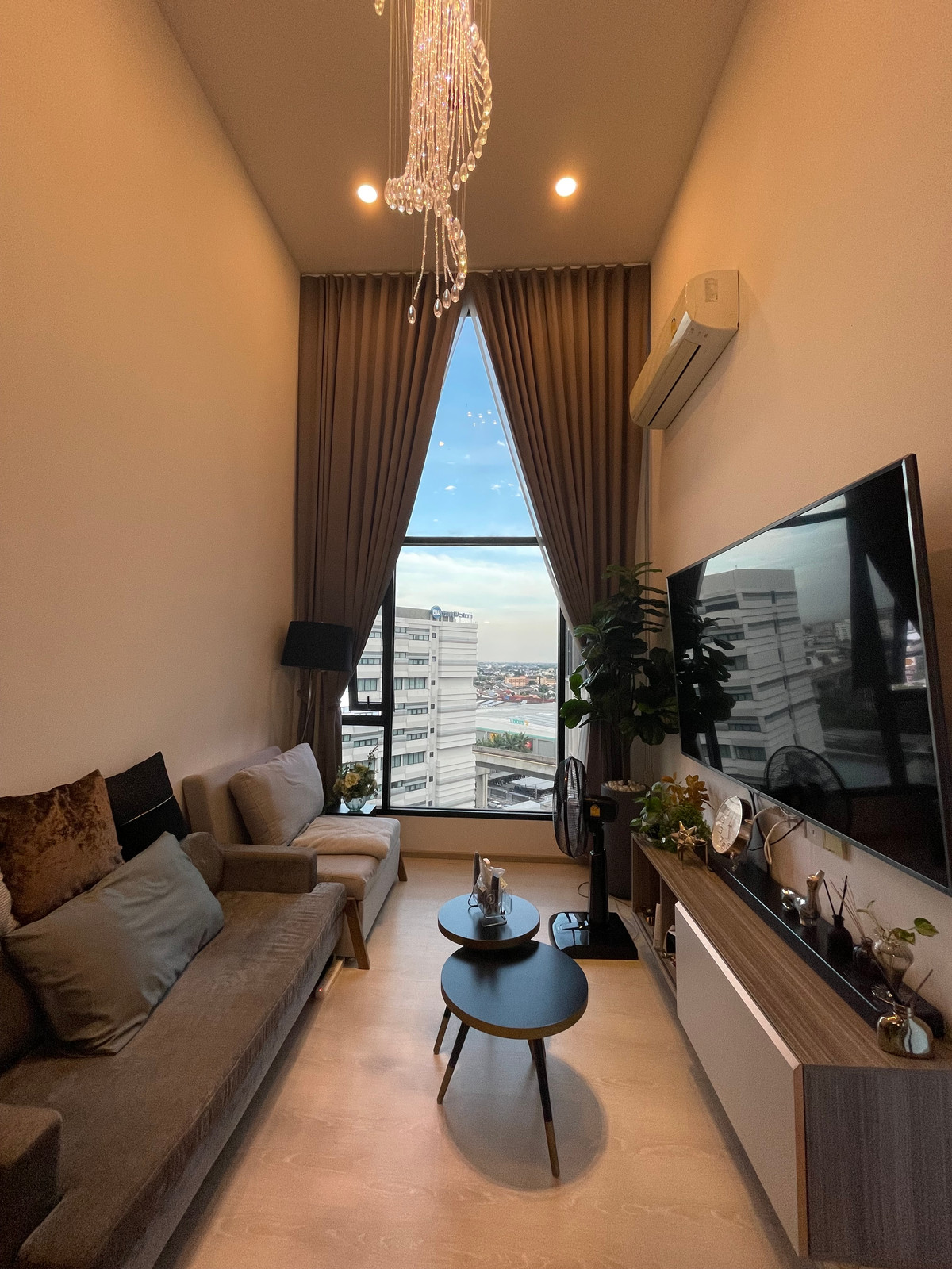 ขายคอนโดวิภาวดี ดอนเมือง หลักสี่ : เจ้าของขายเอง ห้อง Duplex ใกล้ BTS 2 สาย