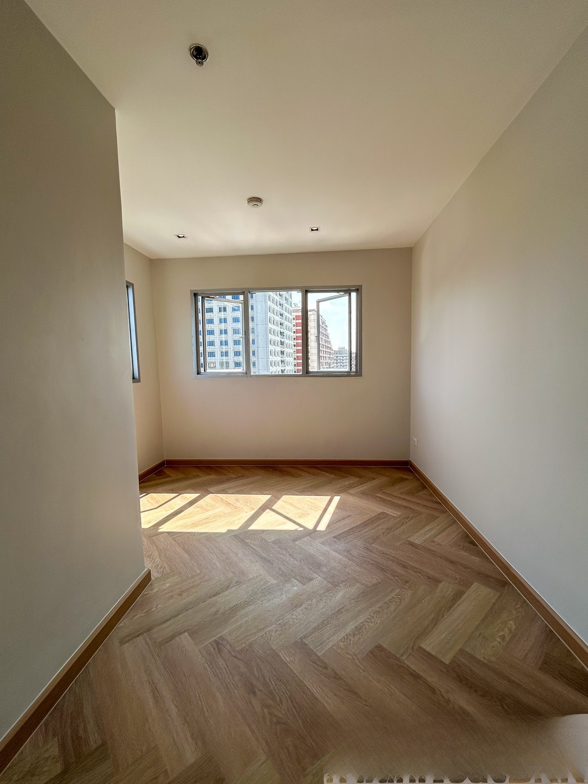 ขายคอนโดบางนา แบริ่ง ลาซาล : (รหัส SM1648) ขายคอนโด Bangna residence บางนา เรสซิเด้นส์ ใกล้BTS อุดมสุข