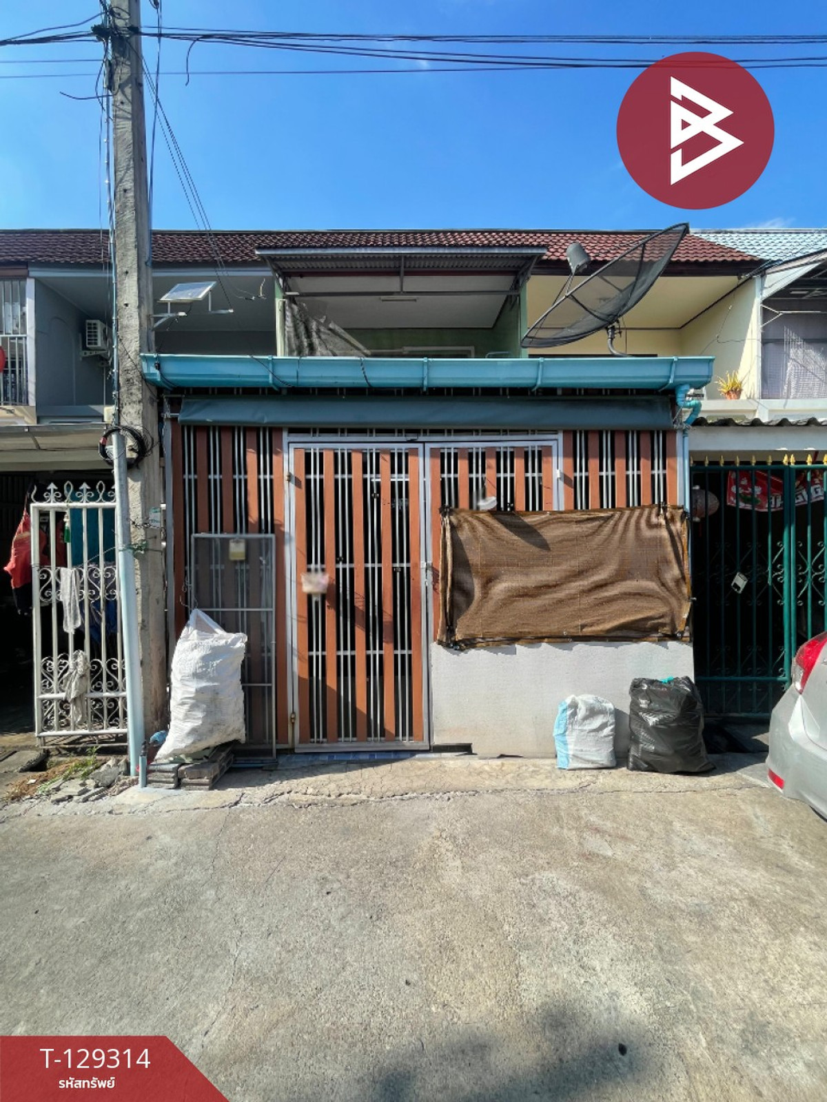 ขายทาวน์โฮมสมุทรสงคราม : ขายทาวน์เฮ้าส์ 2 ชั้น เนื้อที่ 16.6 ตารางวา ลาดใหญ่ สมุทรสงคราม