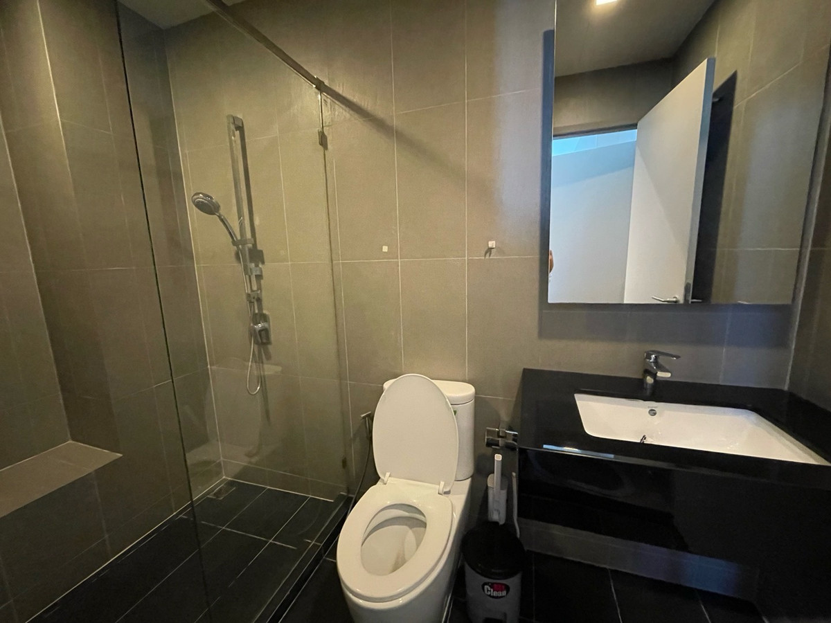 ให้เช่าคอนโดลาดพร้าว เซ็นทรัลลาดพร้าว : ห้องสวยมาก 17,000 เท่านั้น Whizdom Avenue รัชดา-ลาดพร้าว แบบ 1 นอน 35sqm ติด mrt ลาดพร้าว 064-6696546 มินนี่ 