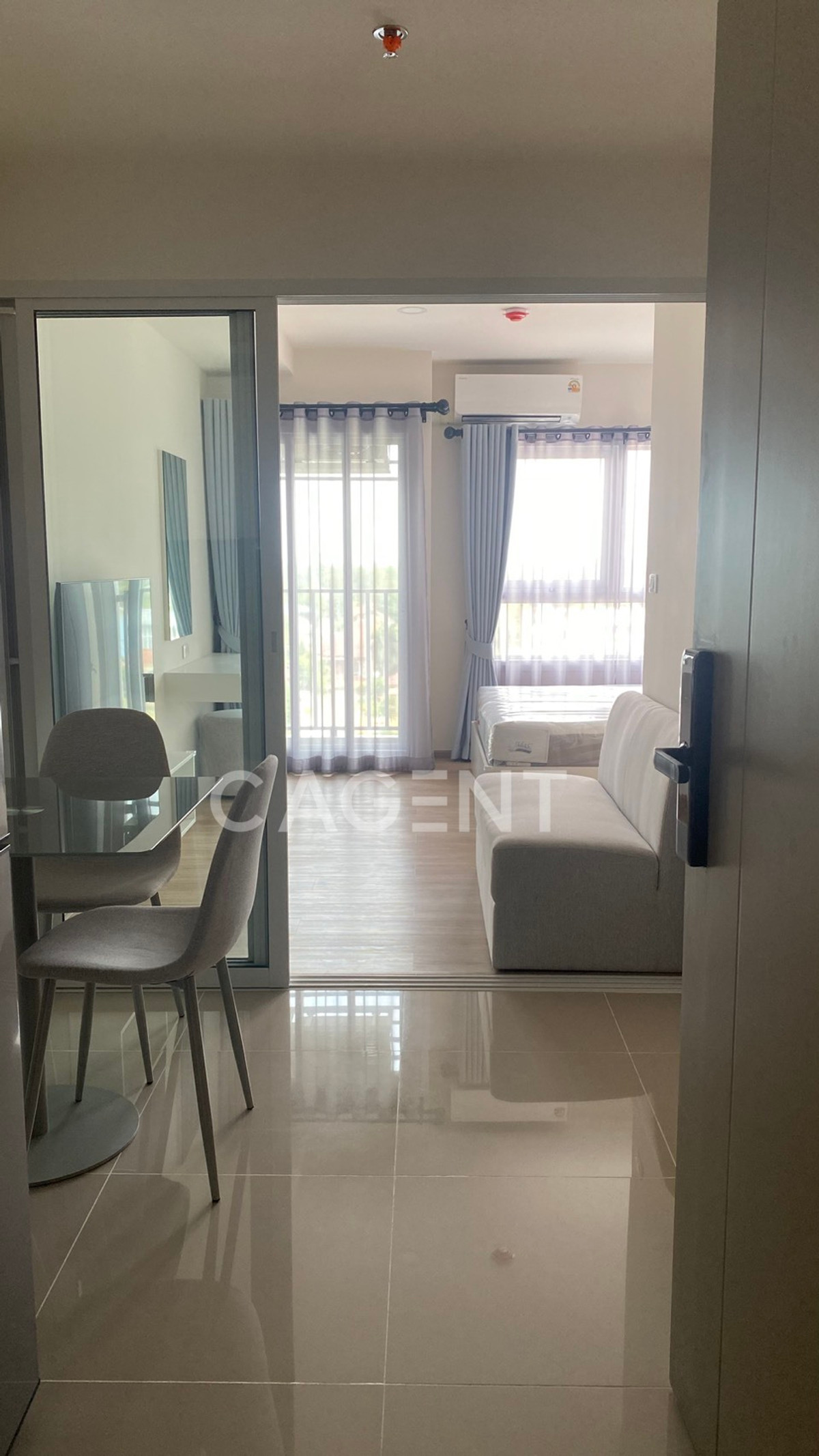 ให้เช่าคอนโดชะอำ เพชรบุรี : ปล่อยเช่าคอนโด “Escent เพชรบุรี“ ติดโรบินสันเพชรบุรี