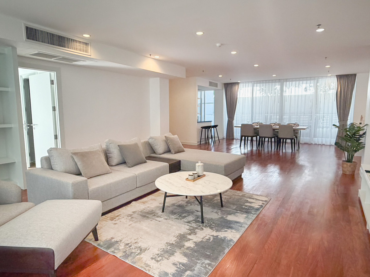 For RentSukhumvit, Asoke, Thonglor : Shama Ekamai Spacious 4-Bedroom Residence in the Heart of Ekamai Please call: 062-496-6454