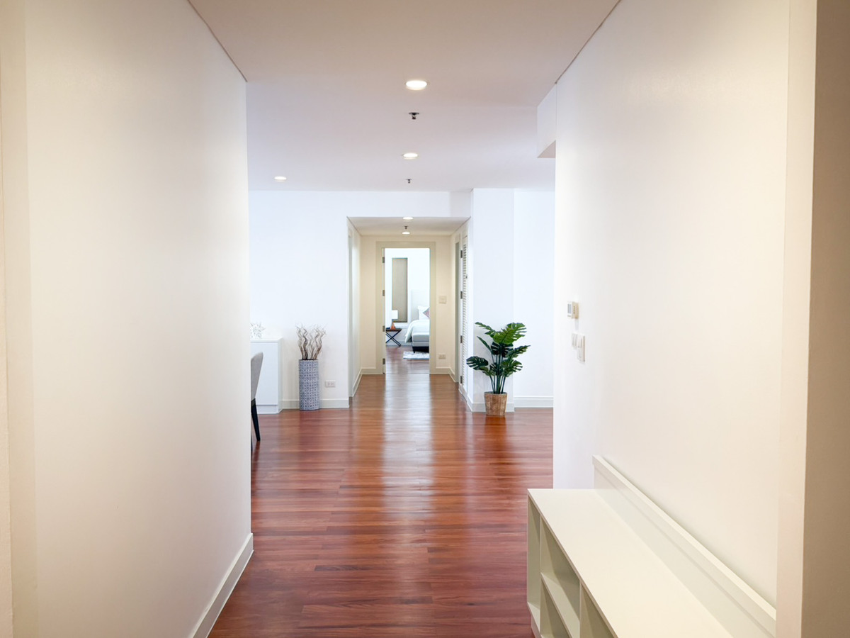 For RentSukhumvit, Asoke, Thonglor : Shama Ekamai Spacious 4-Bedroom Residence in the Heart of Ekamai Please call: 062-496-6454