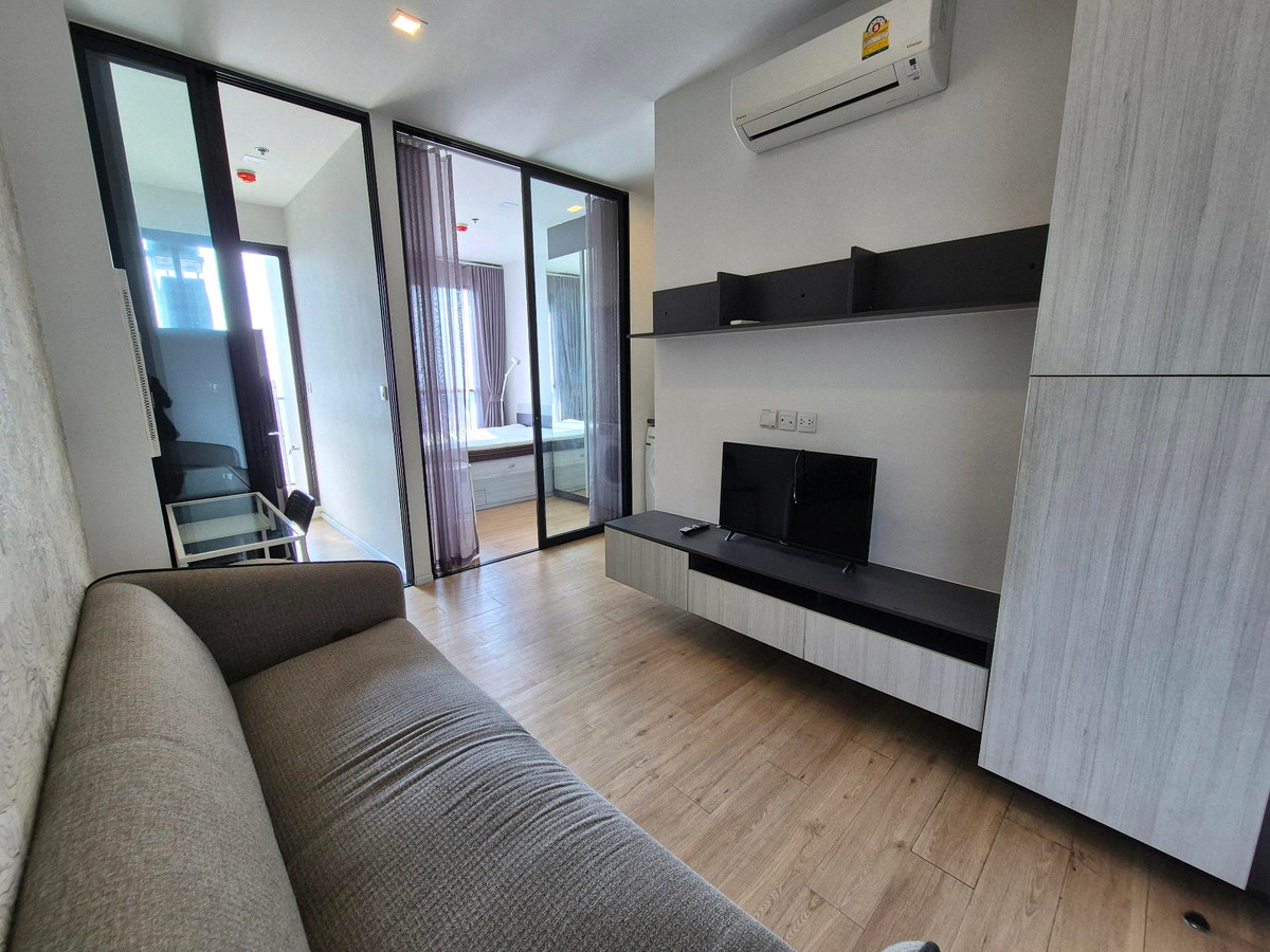 ให้เช่าคอนโดศรีราชา แหลมฉบัง บ้านบึง : 🔥 ปล่อยเช่า Notting Hill Leamchabang 🔥
📍 ชั้น 33 | ขนาด 27.14 ตร.ม
💰 ราคาเพียง 8,000 บาท / เดือน