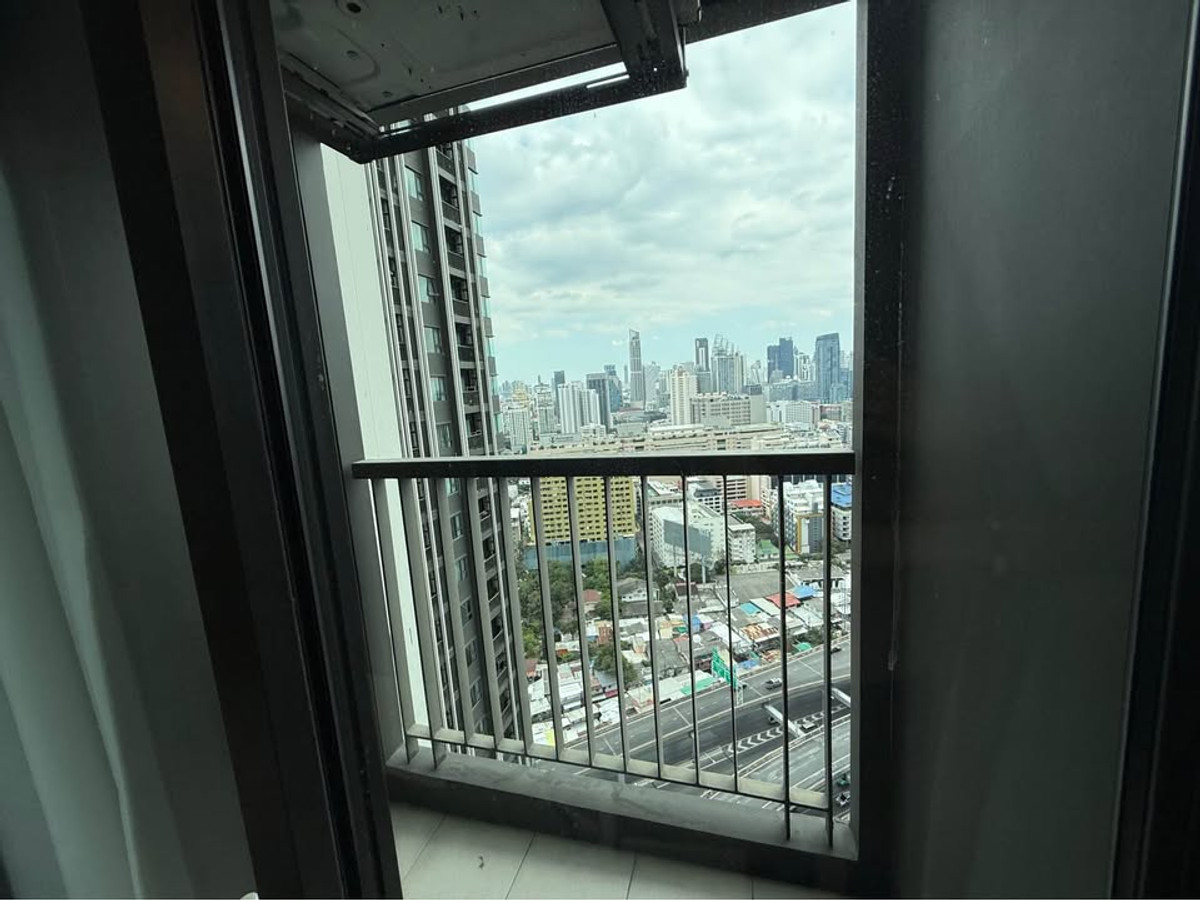 ให้เช่าคอนโดวิทยุ ชิดลม หลังสวน : For Rent: 🏙️Life One Wireless –  Fully Furnished (Accepted 6months contact 25K/month)