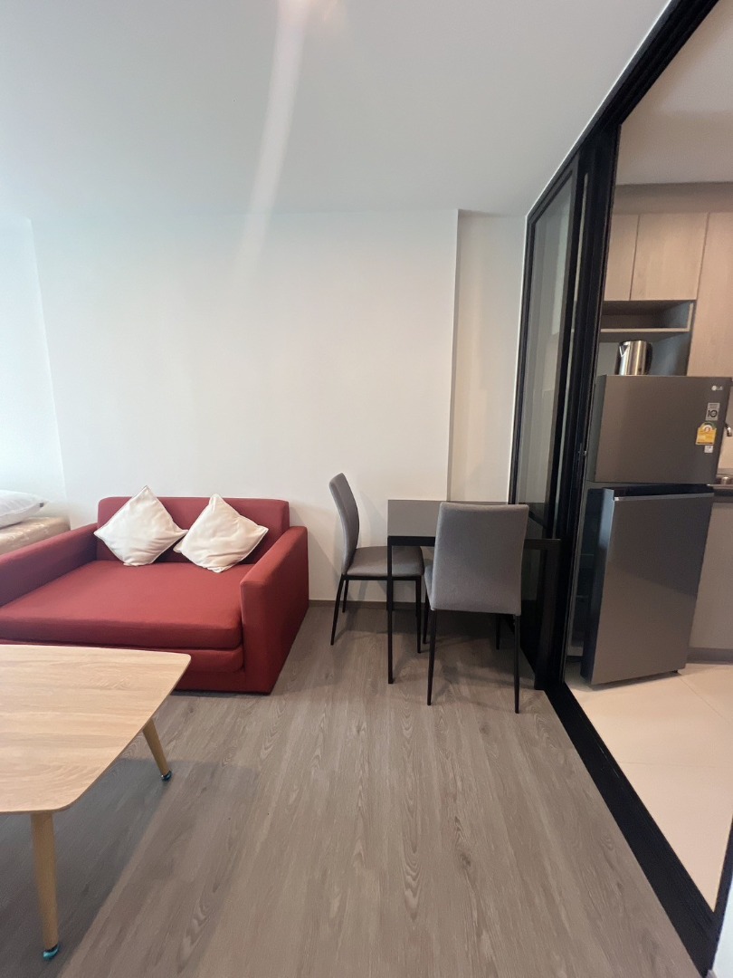 ให้เช่าคอนโดพัทยา บางแสน ชลบุรี สัตหีบ : 🔥เช่าด่วน🔥บริกซ์ตัน แคมปัส บางแสน ติด ม.บูรพา ใกล้หาดบางแสน เฟอร์นิเจอร์ครบ พร้อมเข้าอยู่