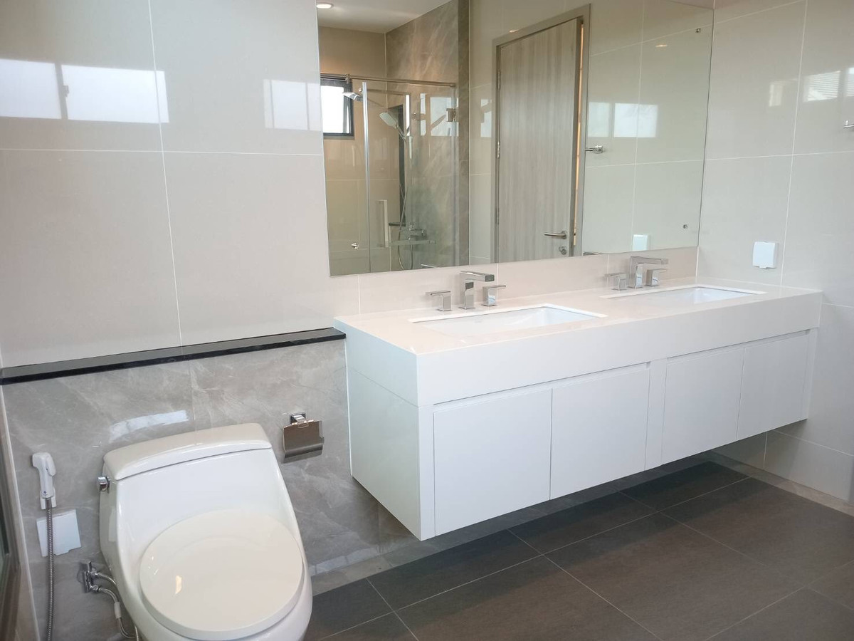 ให้เช่าบ้านลาดกระบัง สุวรรณภูมิ : ให้เช่า 191ตรว 4นอน5น้ำ บ้านเดี่ยว 2 ชั้น The Palm Bangna Wongwaen