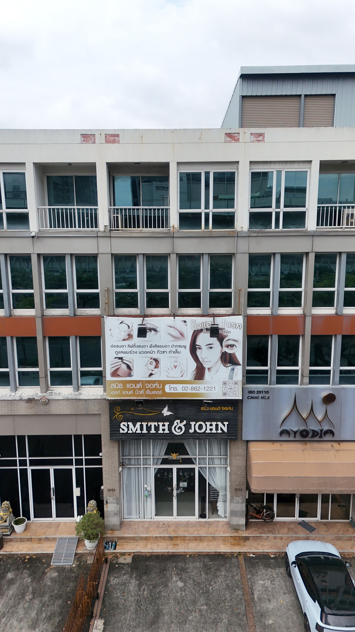 ขายอาคารพาณิชย์สาทร นราธิวาส : ราคาดีที่สุด ทำเลทองติด BTSวงเวียนใหญ่ ดีทั้งดำเนินธุรกิจเอง/ปล่อยเช่า