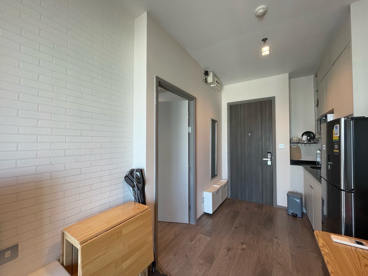 ให้เช่าคอนโดลาดพร้าว เซ็นทรัลลาดพร้าว : ห้องสวยมาก 17,000 เท่านั้น Whizdom Avenue รัชดา-ลาดพร้าว แบบ 1 นอน 35sqm ติด mrt ลาดพร้าว 064-6696546 มินนี่ 