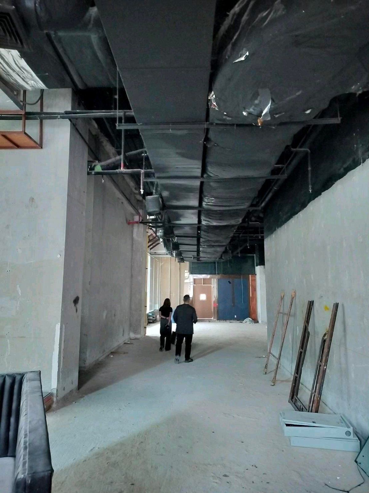 ให้เช่าร้านค้า/ตลาดนัดพระราม 9 เพชรบุรีตัดใหม่ RCA : ให้เช่า Shop ใต้คอนโด Belle Grand Rama 9 | พื้นที่รูปตัว L | ทำเลพระราม 9 CBD