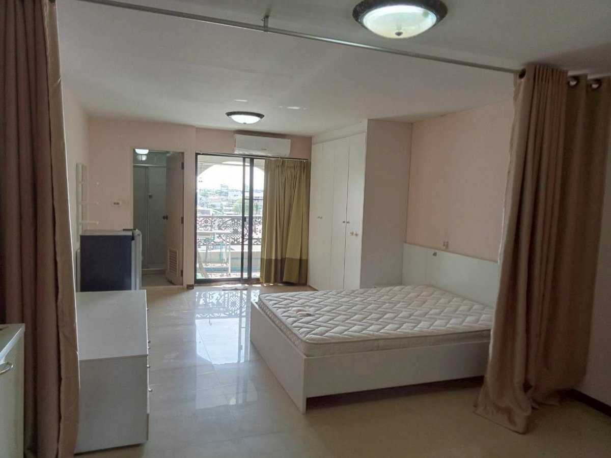 ขายคอนโดแจ้งวัฒนะ เมืองทอง : Affordable Studio Living in Tiwanon – Spacious Comfort Near Srisaman