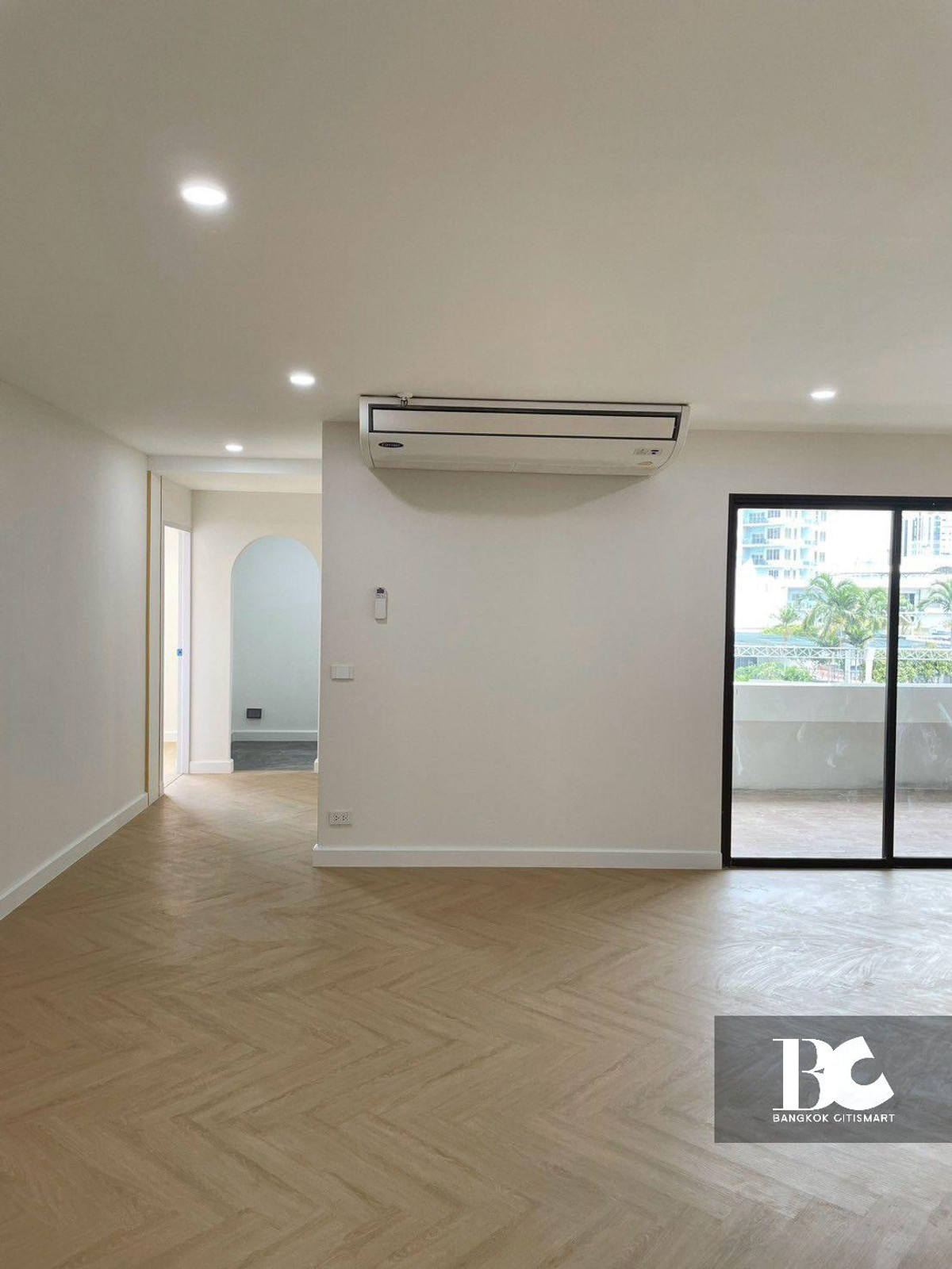 ขายคอนโดสุขุมวิท อโศก ทองหล่อ : Prestige Tower สุขุมวิท 23 คอนโดรีโนเวทใหม่ 3 นอน 4 น้ำ ราคาพิเศษสุด 14.77MB Call me : อู๋ 085-9566196