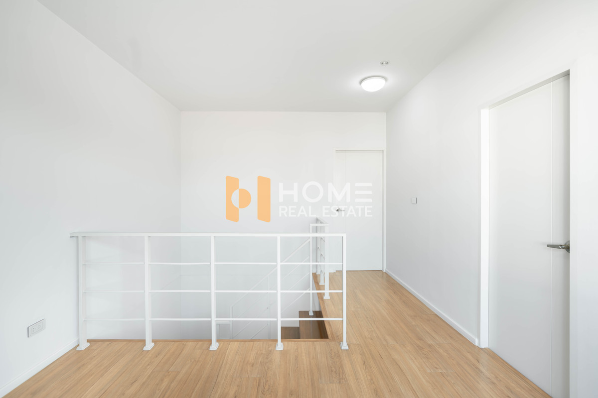 ขายทาวน์โฮมปิ่นเกล้า จรัญสนิทวงศ์ : 🏡✨ หลังมุมติดถนนเมน! สภาพใหม่กริบ ราคาดีที่สุดในโครงการ 💥 ทาวน์โฮม บ้านกลางเมือง ปิ่นเกล้า - จรัญ / 3 ห้องนอน (ขาย), Baan Klang Muang Pinklao - Charan / Townhome 3 Bedrooms (FOR SALE) BALL215