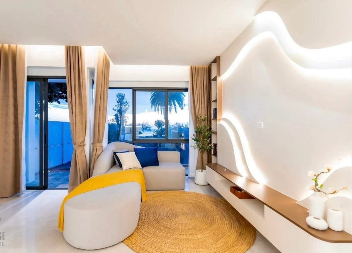 ขายทาวน์โฮมชะอำ เพชรบุรี : ขายบ้านติดทะเล เพชรบุรี | บ้านหน้าหาด| สระว่ายน้ำส่วนตัว| วิวทะเลแหวก | ใกล้หัวหิน