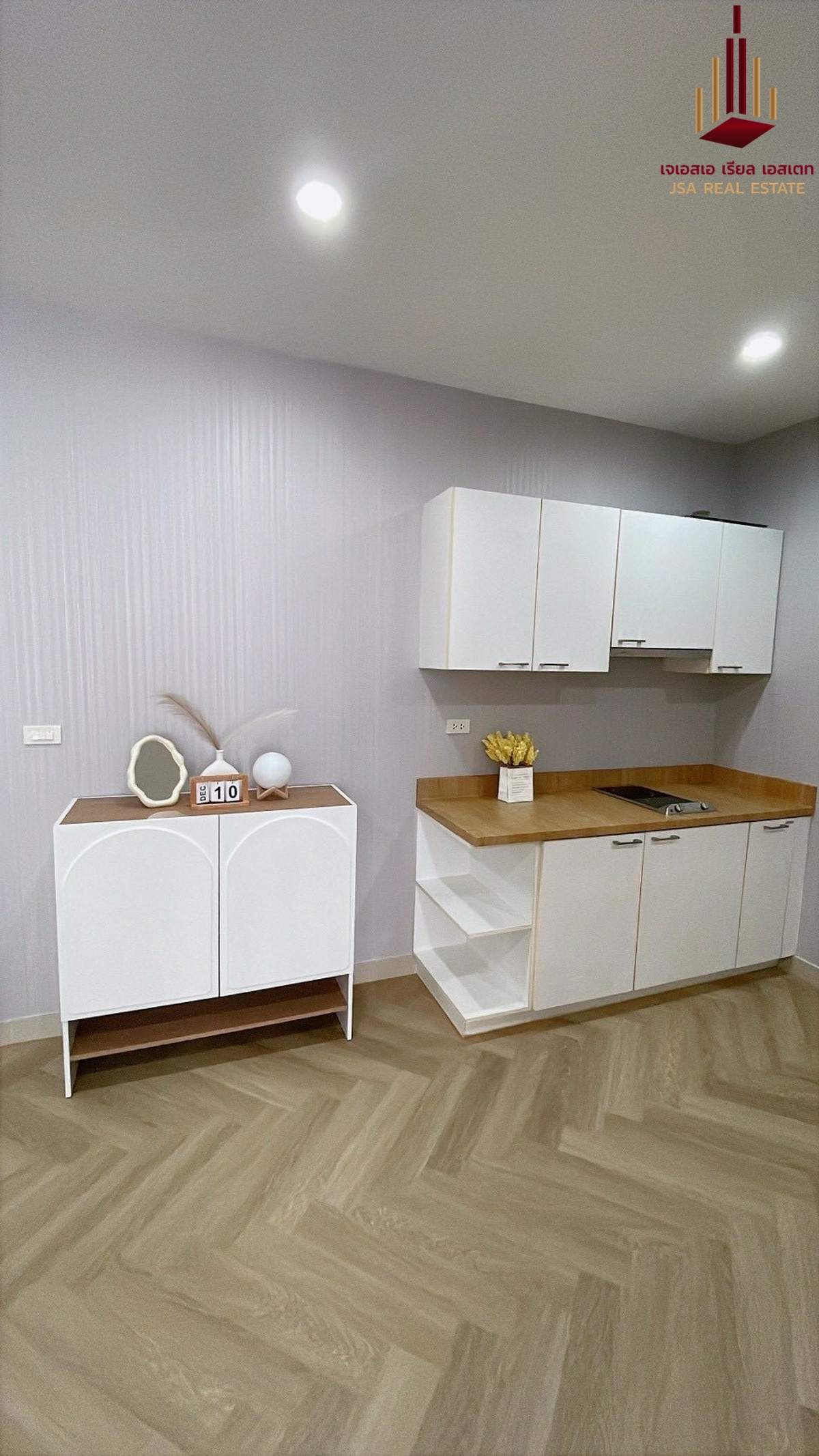 For RentCondoSathorn, Narathiwat : ✨ For Rent: The Star Estate @ Narathiwas Condo ✨ 💰 Only 32,000 THB/month