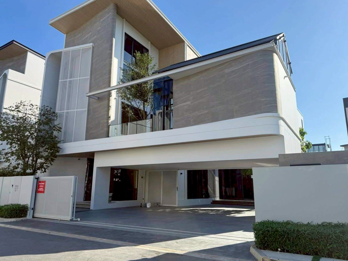 ให้เช่าบ้านลาดกระบัง สุวรรณภูมิ : VIVE New Krungthep Kreetha บ้านหรู 3 ชั้น พร้อมสระว่ายน้ำส่วนตัว ใกล้โรงเรียนนานาชาติ Please call: 062-496-6454