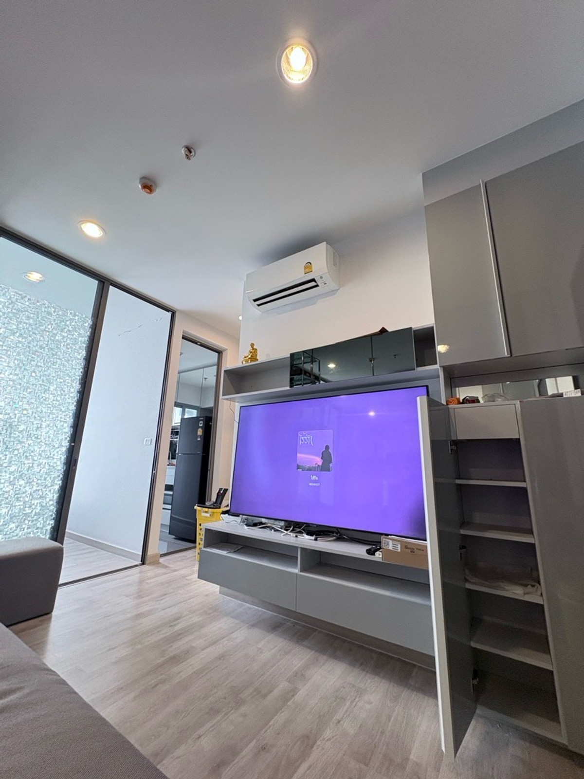 ให้เช่าคอนโดบางซื่อ วงศ์สว่าง เตาปูน : พร้อมให้ดูห้อง/เข้าอยู่ได้เลย