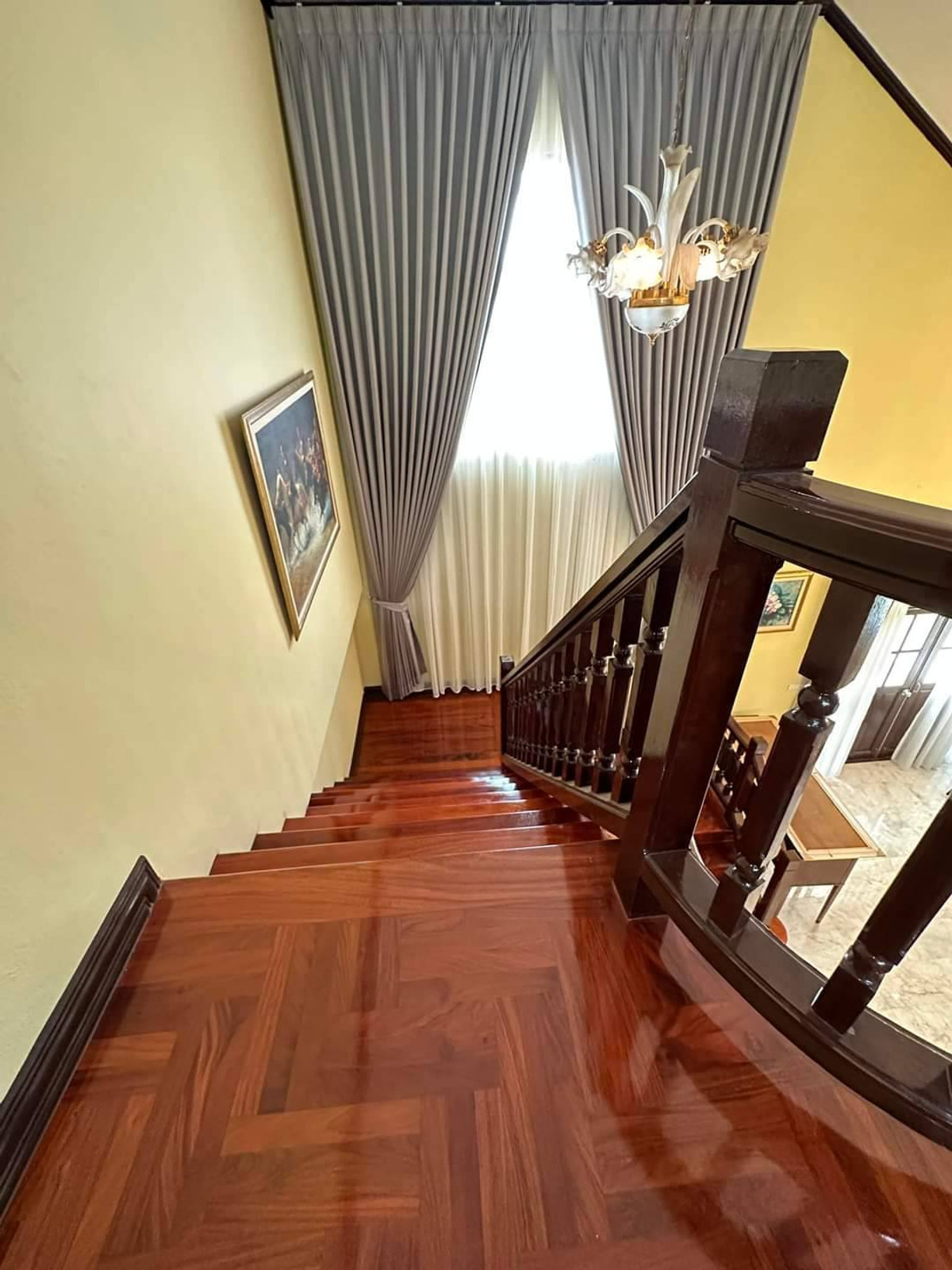 For SaleHousePathum Thani,Rangsit, Thammasat : 107 sq m, 3 bedrooms, 3 bathrooms, 2-story detached house, Ladawan Lagoon, Rangsit.