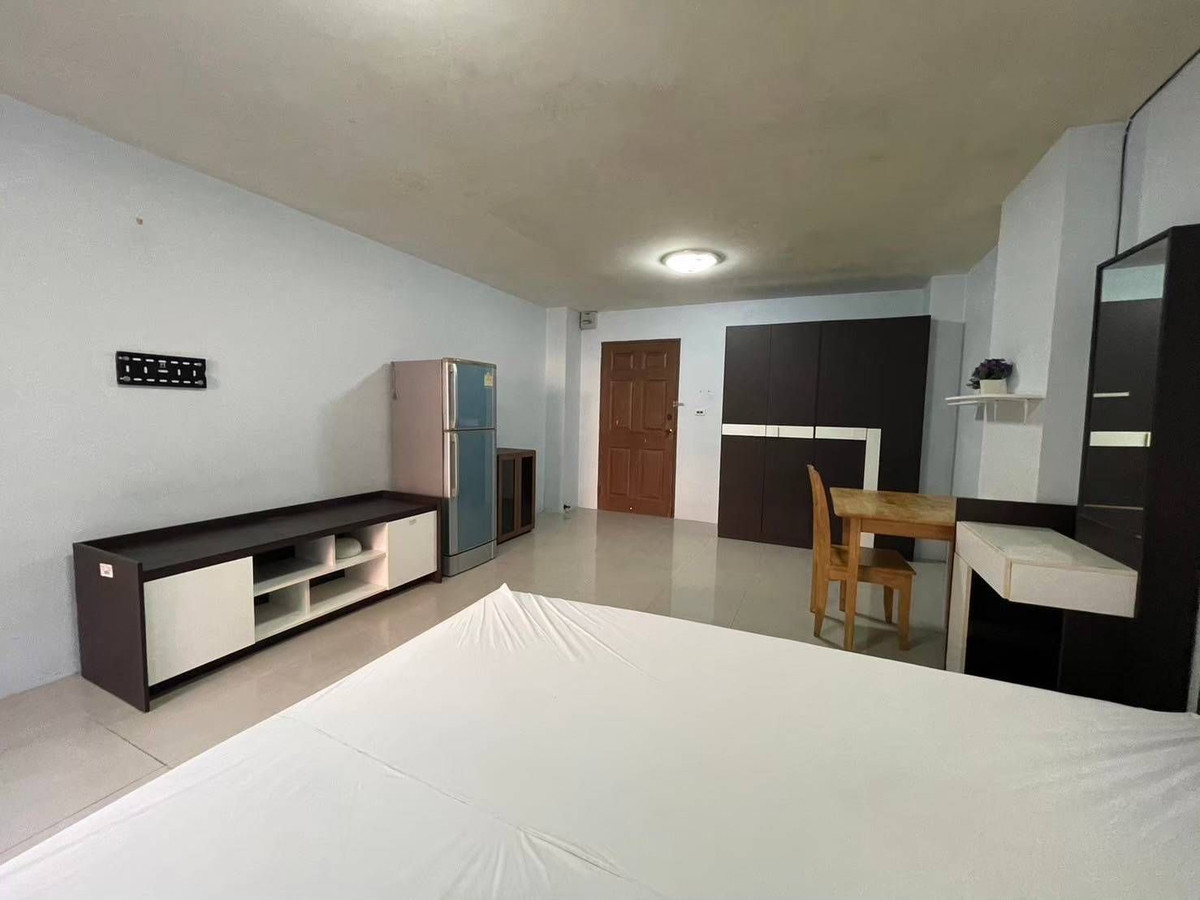 ขายคอนโดแจ้งวัฒนะ เมืองทอง : Compact Studio Living in Tiwanon – Smart Value Near Srisaman