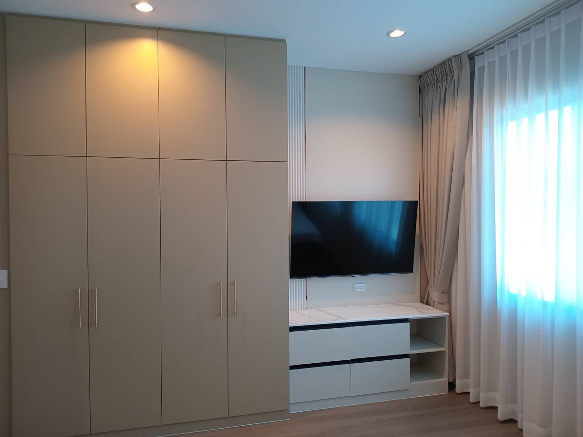 ให้เช่าบ้านลาดกระบัง สุวรรณภูมิ : ให้เช่า 191ตรว 4นอน5น้ำ บ้านเดี่ยว 2 ชั้น The Palm Bangna Wongwaen