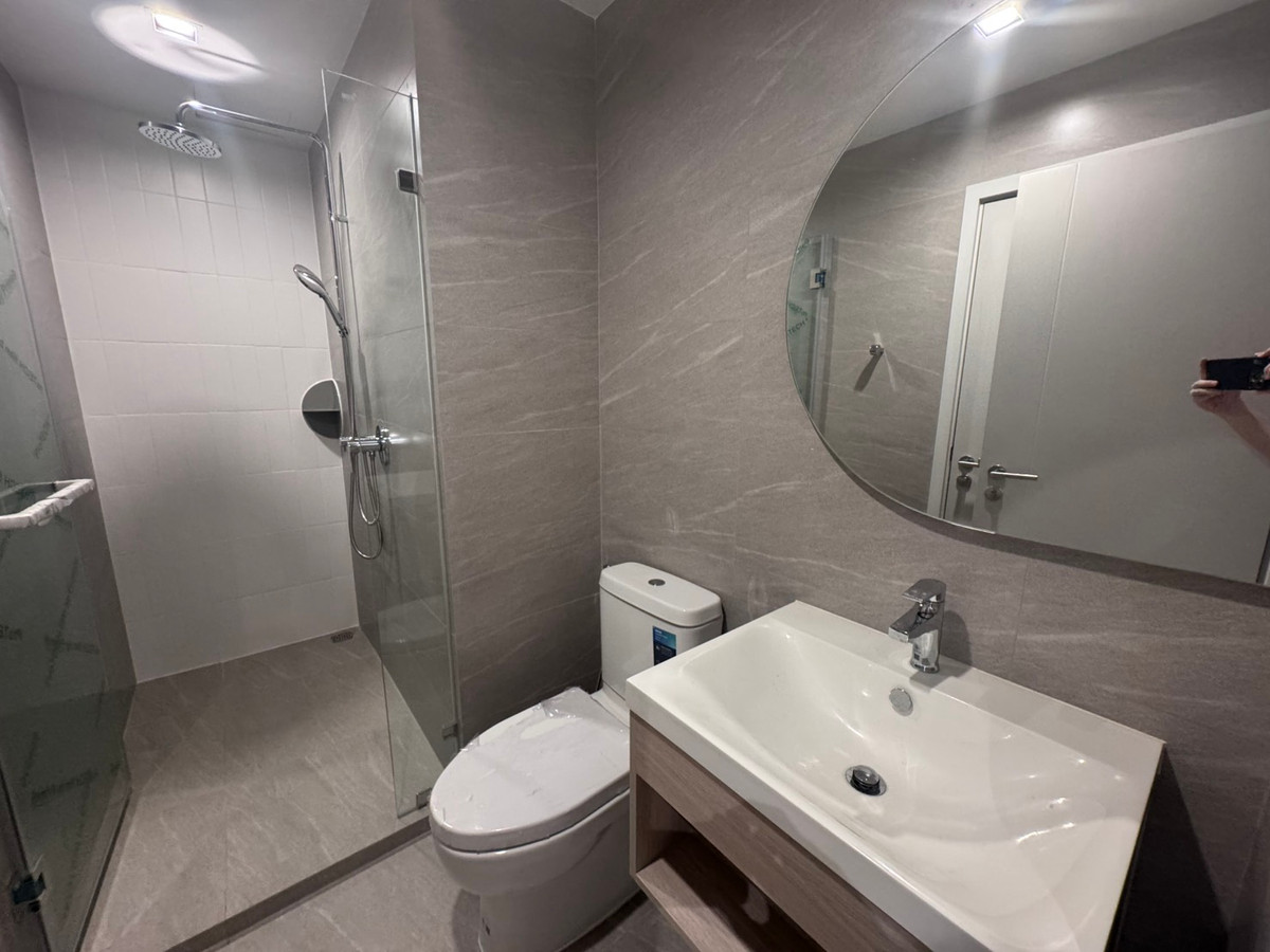 ให้เช่าคอนโดวงเวียนใหญ่ เจริญนคร : Reference Sathorn ติด bts วงเวียนใหญ่, ห้องใหม่ เฟอนิเจ้อ เครื่องใช้ไฟฟ้าครบ พร้อมให้เช่าครับ