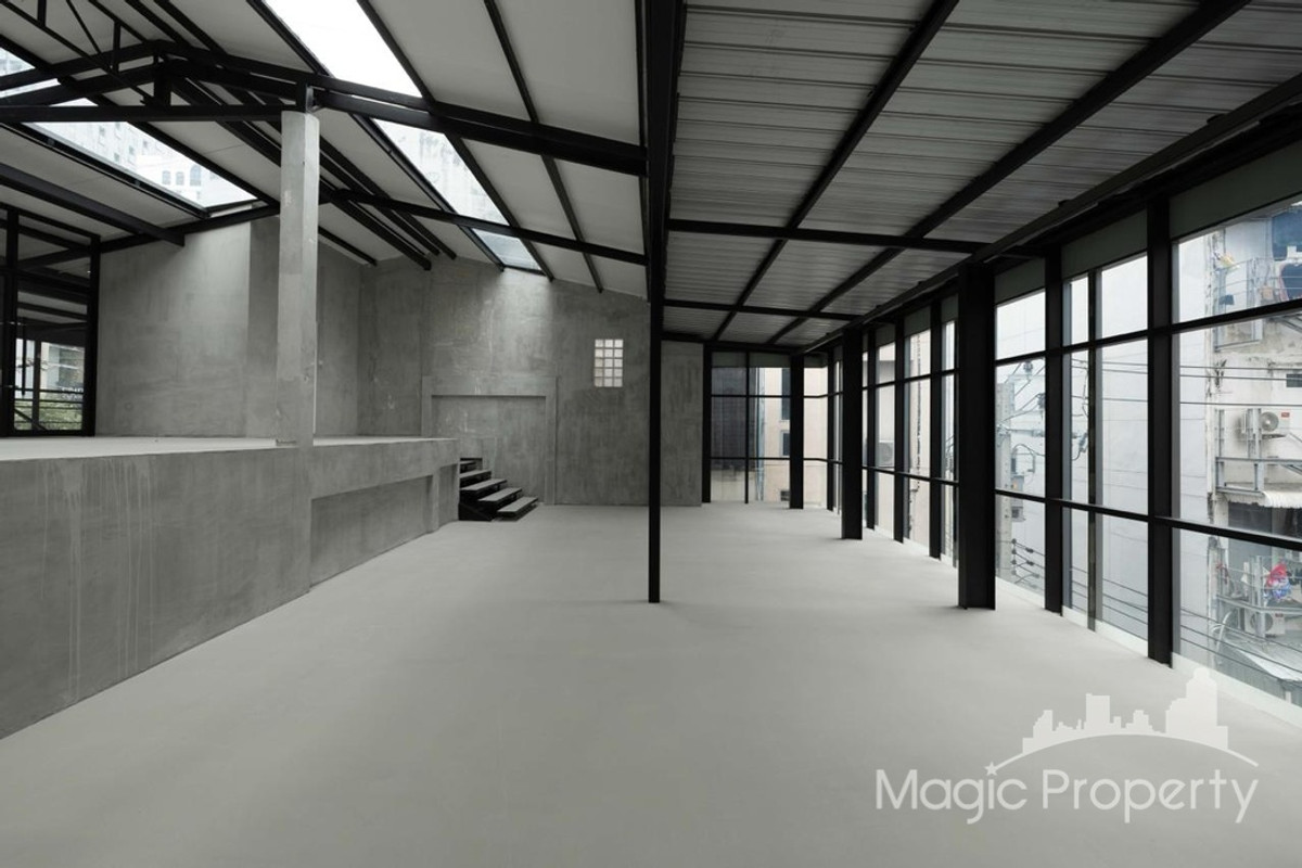 For RentOfficeSukhumvit, Asoke, Thonglor : Commercial Space For Rent in Thonglor, Khlong Tan Nuea, Watthana, Bangkok