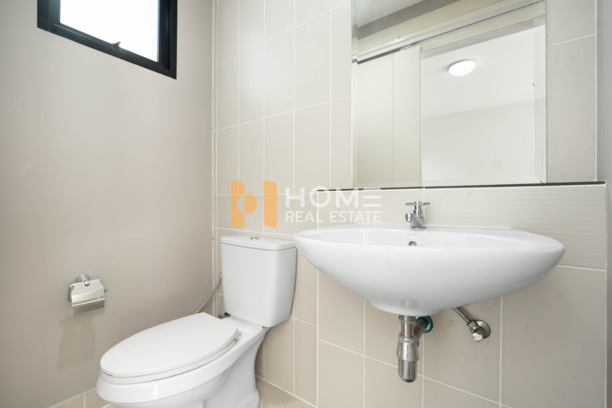 ขายทาวน์โฮมปิ่นเกล้า จรัญสนิทวงศ์ : 🏡✨ หลังมุมติดถนนเมน! สภาพใหม่กริบ ราคาดีที่สุดในโครงการ 💥 ทาวน์โฮม บ้านกลางเมือง ปิ่นเกล้า - จรัญ / 3 ห้องนอน (ขาย), Baan Klang Muang Pinklao - Charan / Townhome 3 Bedrooms (FOR SALE) BALL215